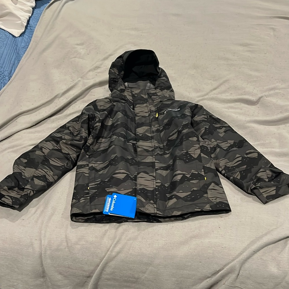 Columbia Interchange Omni Tech wind waterproof black camo jacket boy’s size M